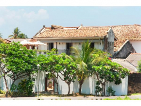 A 03 Bedroom Villa in Galle Fort with Roof Terrace & Pool